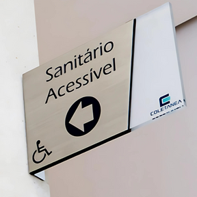 Placa de Identificação Tipo Bandeira